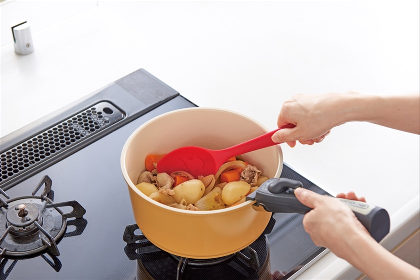 未使用　SPOON 138cmセット(RE-677) 楽天市場】山崎実業 tower シリコーン調理スプーン タワー