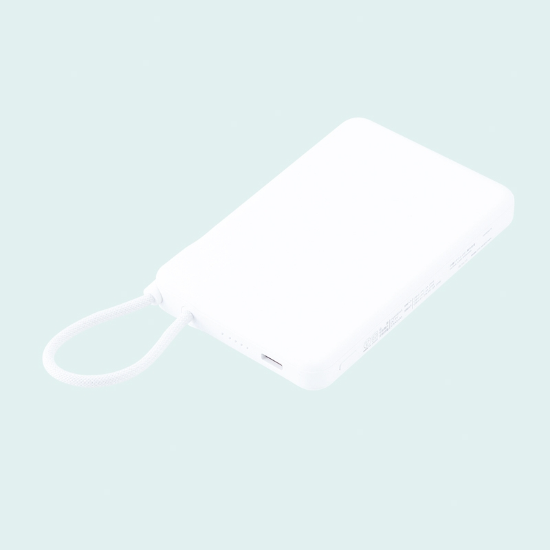 新世代 固体電池モバイルバッテリー5000（ホワイト）