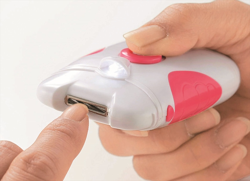 SV-5974 LEDライト付電動爪切り