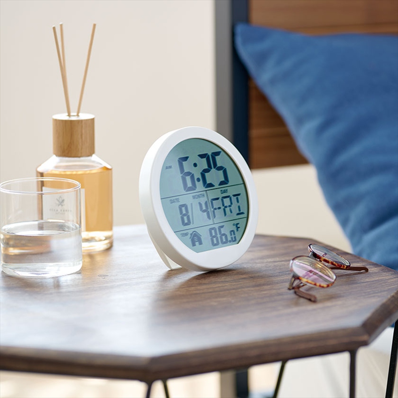 表示が見やすい丸時計