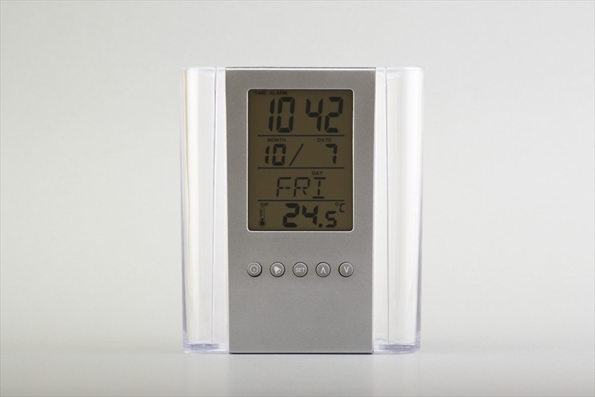 カレンダークロックペン立て付