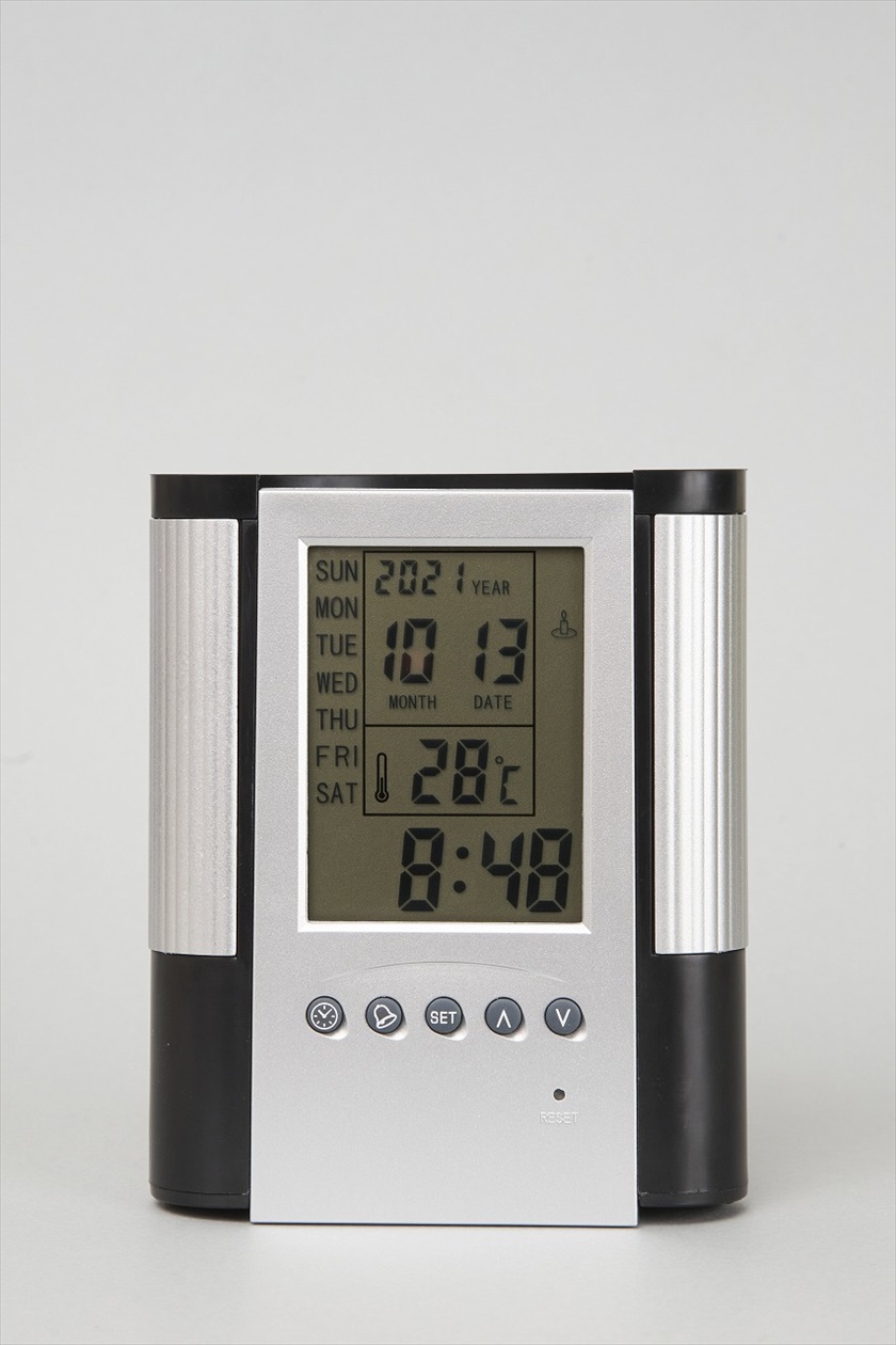 多機能クロックペン立て付