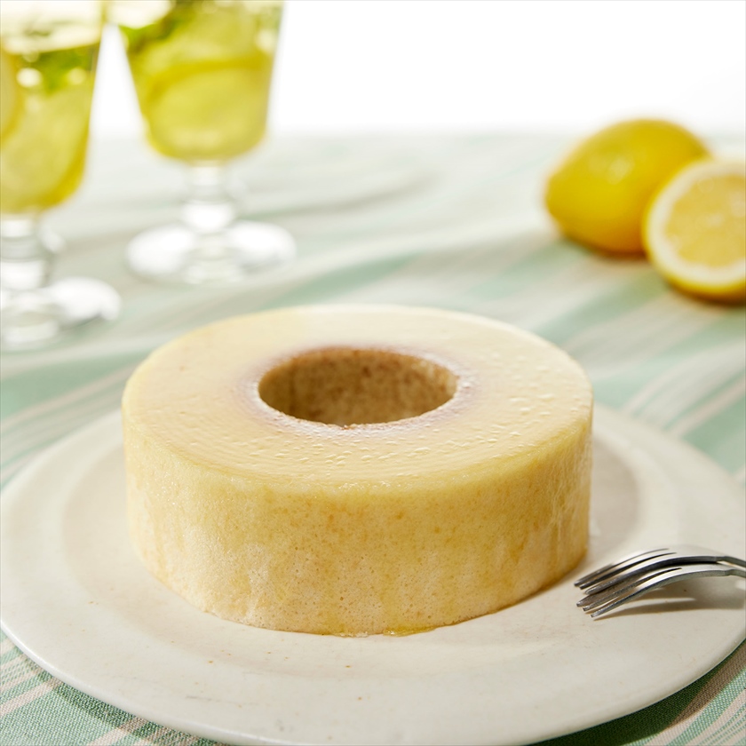 レモンジュレのバウムクーヘン／販売期間：６月～８月