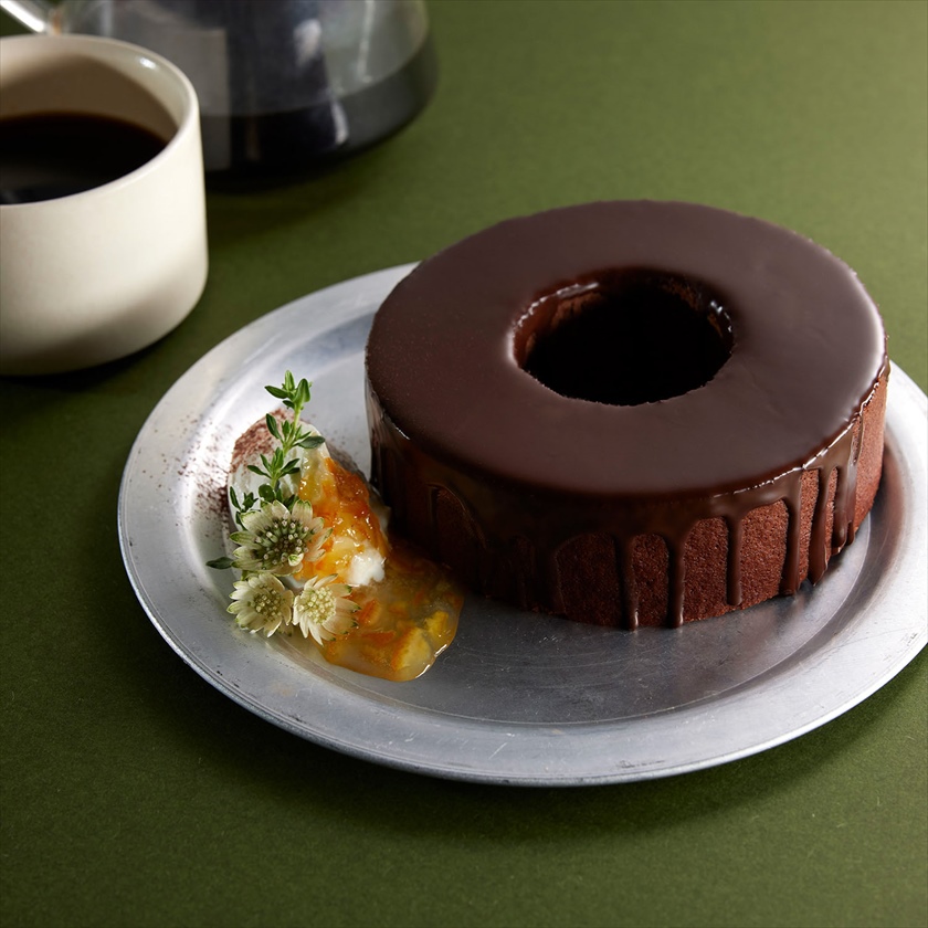 ダブルショコラのバウムクーヘン／販売期間：12月～2月